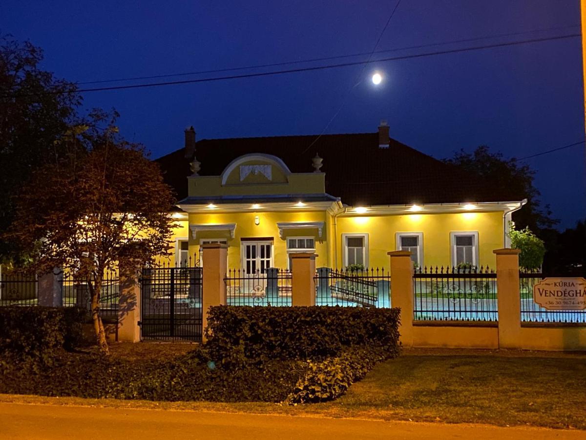 Hotel Kuria Vendeghaz Poroszló Zewnętrze zdjęcie