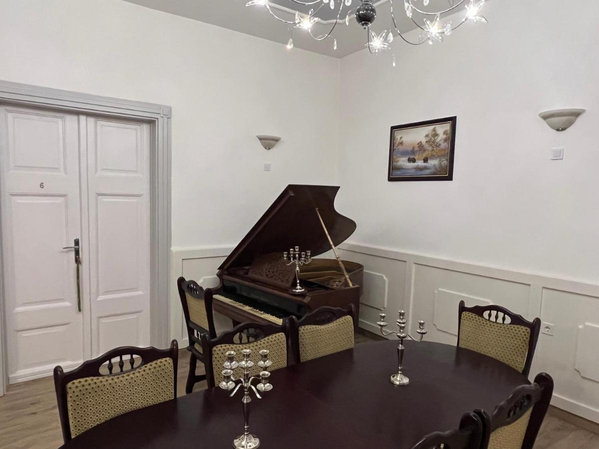 Hotel Kuria Vendeghaz Poroszló Zewnętrze zdjęcie