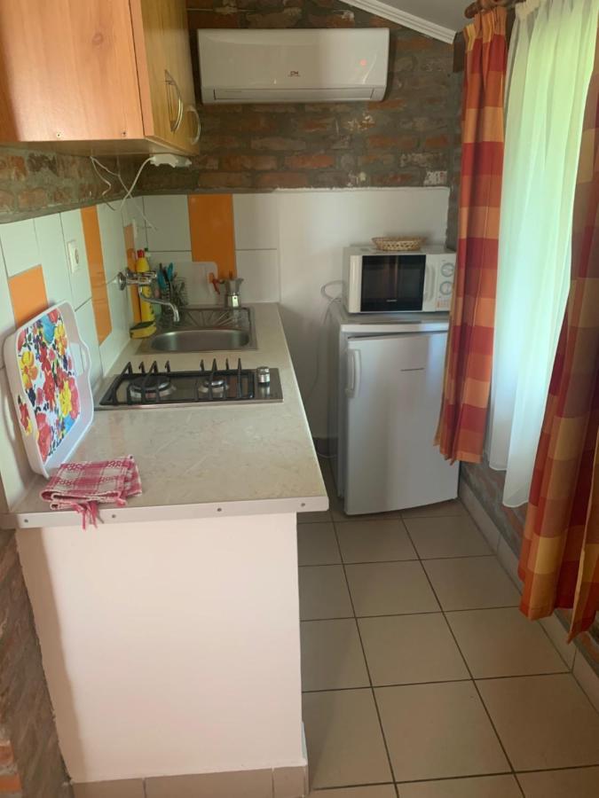 Hotel Kuria Vendeghaz Poroszló Zewnętrze zdjęcie
